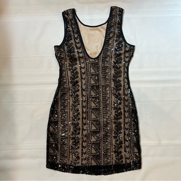 SALE Body Central Bodycon Black‎ Sleeveless Sheer Sequined Lined Dress Sz M EUC - Picture 2 of 14